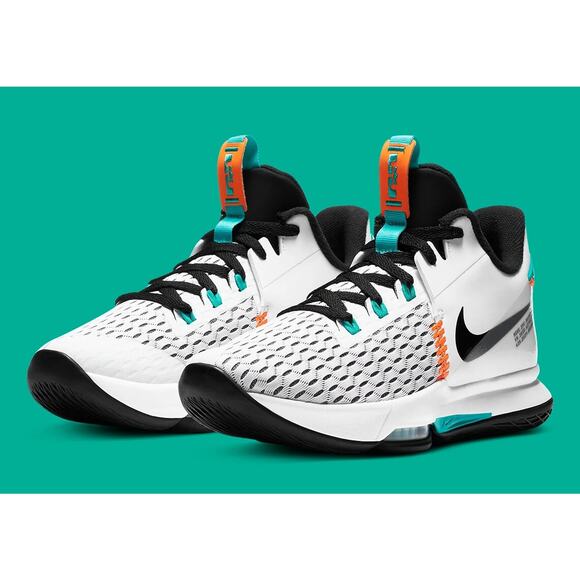 NEW Nike Lebron Witness 5 Shoes White Black Jade CQ9380 100 - SIZE 12 MENS - Picture 1 of 8